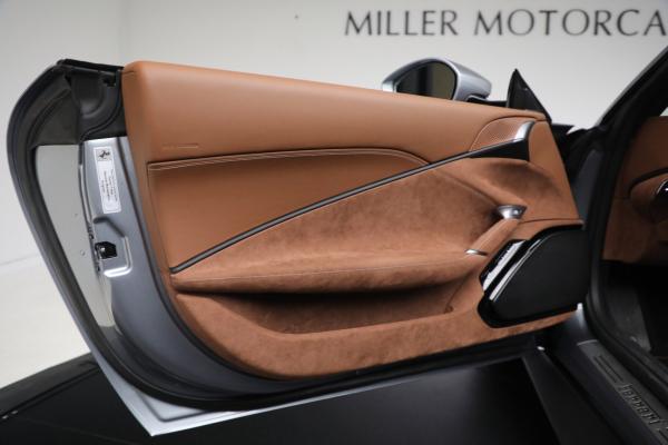 Used 2025 Ferrari Roma Spider for sale $324,900 at Pagani of Greenwich in Greenwich CT 06830 22