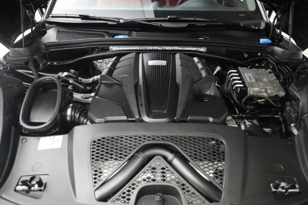 Used 2024 Porsche Macan S for sale Sold at Pagani of Greenwich in Greenwich CT 06830 23