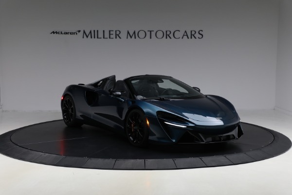 Used 2025 McLaren Artura Spider for sale Sold at Pagani of Greenwich in Greenwich CT 06830 11