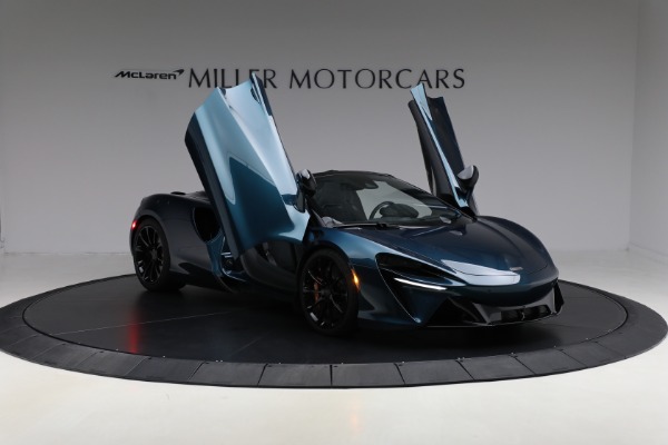 Used 2025 McLaren Artura Spider for sale Sold at Pagani of Greenwich in Greenwich CT 06830 27
