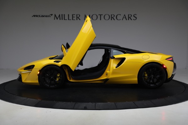 Used 2024 McLaren Artura for sale $193,900 at Pagani of Greenwich in Greenwich CT 06830 15