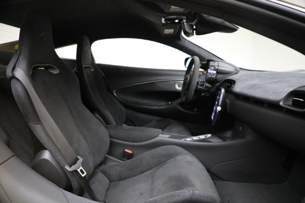 Used 2024 McLaren Artura for sale $193,900 at Pagani of Greenwich in Greenwich CT 06830 25