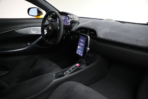 Used 2024 McLaren Artura for sale $193,900 at Pagani of Greenwich in Greenwich CT 06830 26