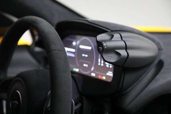 Used 2024 McLaren Artura for sale $193,900 at Pagani of Greenwich in Greenwich CT 06830 28