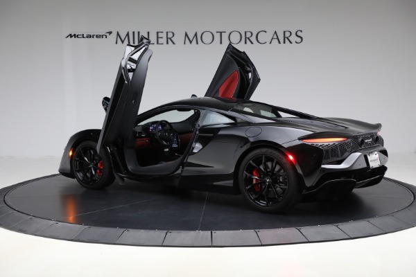 Used 2024 McLaren Artura TechLux for sale $196,900 at Pagani of Greenwich in Greenwich CT 06830 16