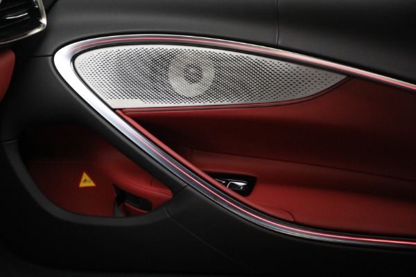 Used 2024 McLaren Artura TechLux for sale $196,900 at Pagani of Greenwich in Greenwich CT 06830 28