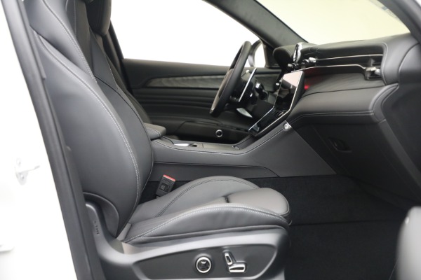 Used 2025 Maserati Grecale Modena for sale $61,116 at Pagani of Greenwich in Greenwich CT 06830 17