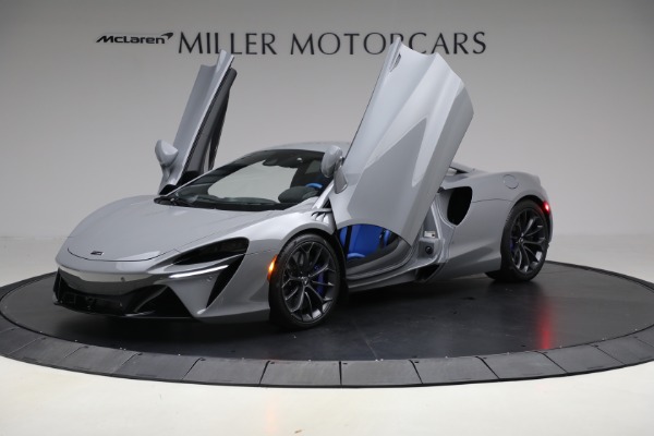 Used 2023 McLaren Artura for sale $184,900 at Pagani of Greenwich in Greenwich CT 06830 14