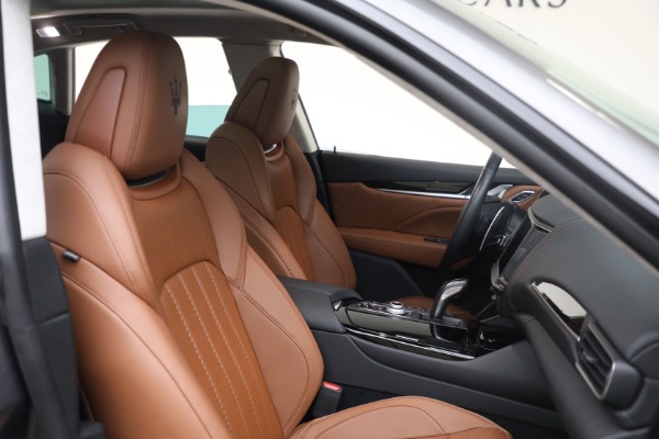 Used 2022 Maserati Levante Modena for sale Sold at Pagani of Greenwich in Greenwich CT 06830 16