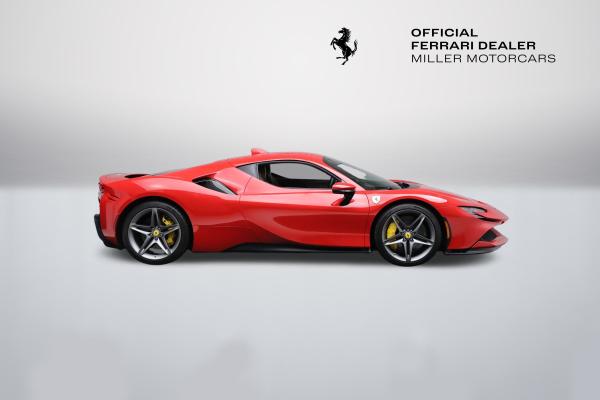 Used 2022 Ferrari SF90 Stradale for sale $437,900 at Pagani of Greenwich in Greenwich CT 06830 10