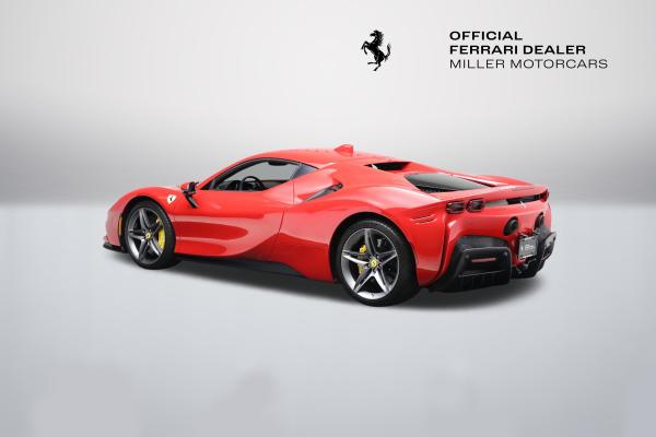 Used 2022 Ferrari SF90 Stradale for sale $437,900 at Pagani of Greenwich in Greenwich CT 06830 5