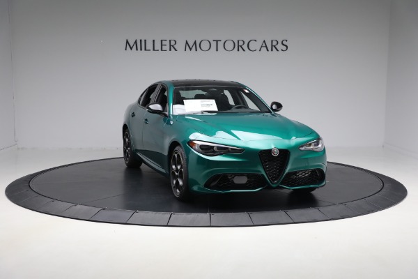 New 2025 Alfa Romeo Giulia Intensa for sale Sold at Pagani of Greenwich in Greenwich CT 06830 11
