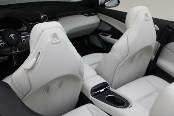 New 2026 Maserati GranCabrio Modena for sale $165,455 at Pagani of Greenwich in Greenwich CT 06830 24