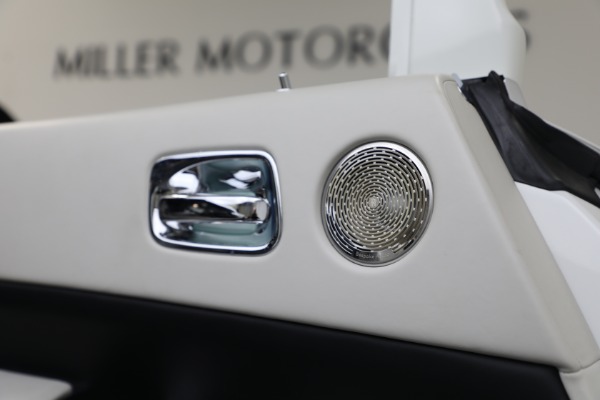 Used 2019 Rolls-Royce Dawn for sale Sold at Pagani of Greenwich in Greenwich CT 06830 23