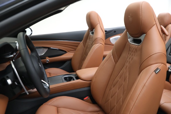 New 2026 Maserati GranCabrio Trofeo for sale $204,195 at Pagani of Greenwich in Greenwich CT 06830 14