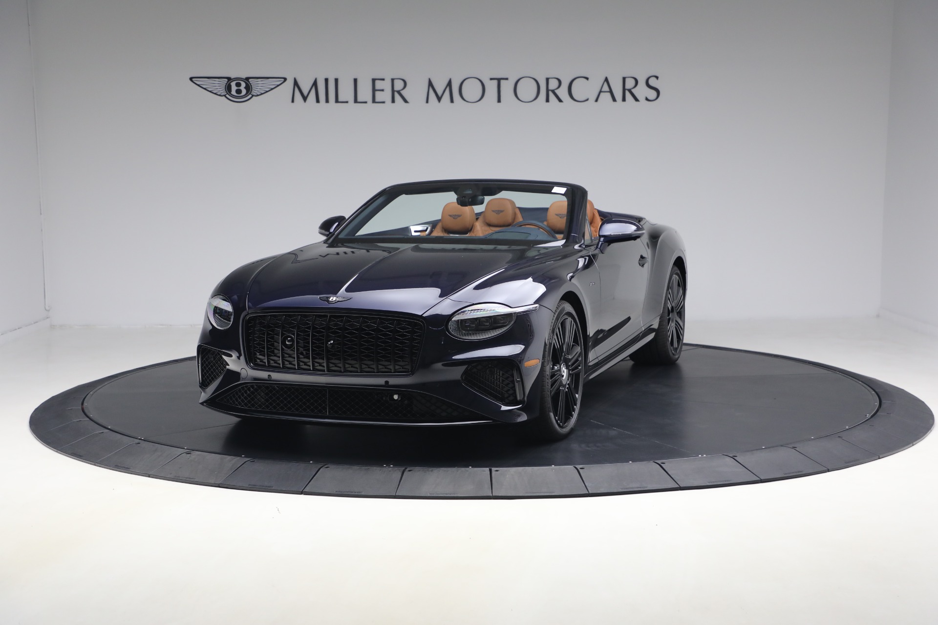 New 2026 Bentley Continental GTC Azure for sale $383,485 at Pagani of Greenwich in Greenwich CT 06830 1