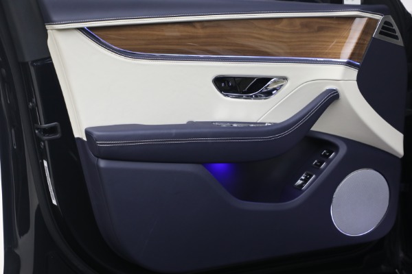 New 2026 Bentley Flying Spur for sale $281,720 at Pagani of Greenwich in Greenwich CT 06830 14