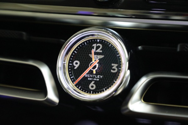 New 2026 Bentley Flying Spur for sale $281,720 at Pagani of Greenwich in Greenwich CT 06830 21