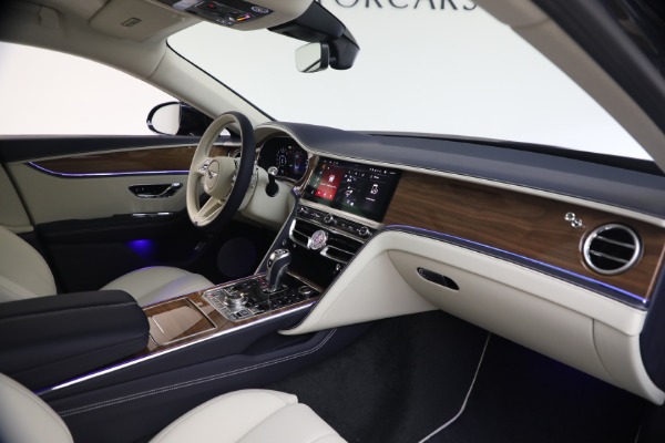 New 2026 Bentley Flying Spur for sale $281,720 at Pagani of Greenwich in Greenwich CT 06830 22