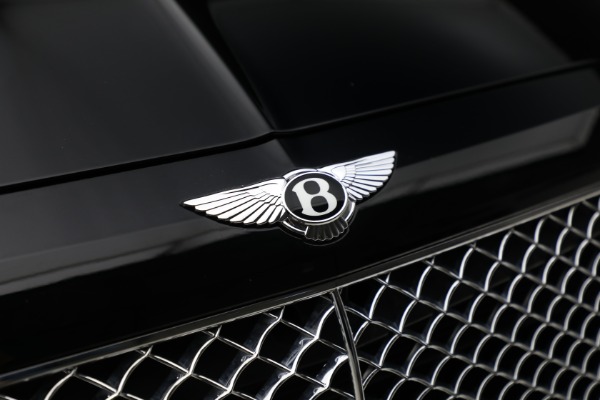 Used 2018 Bentley Bentayga W12 Onyx Edition for sale Sold at Pagani of Greenwich in Greenwich CT 06830 11