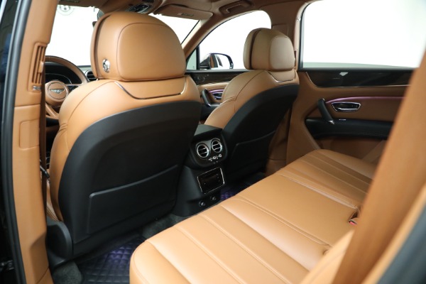 Used 2018 Bentley Bentayga W12 Onyx Edition for sale Sold at Pagani of Greenwich in Greenwich CT 06830 20