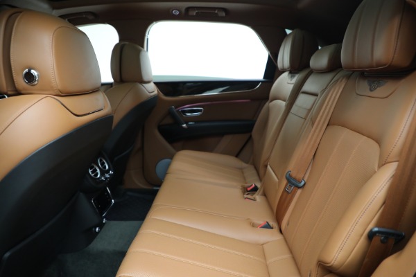 Used 2018 Bentley Bentayga W12 Onyx Edition for sale Sold at Pagani of Greenwich in Greenwich CT 06830 21