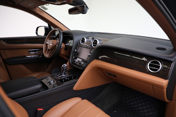Used 2018 Bentley Bentayga W12 Onyx Edition for sale Sold at Pagani of Greenwich in Greenwich CT 06830 24