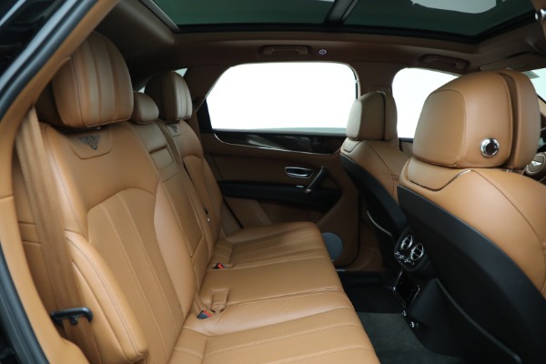 Used 2018 Bentley Bentayga W12 Onyx Edition for sale Sold at Pagani of Greenwich in Greenwich CT 06830 28