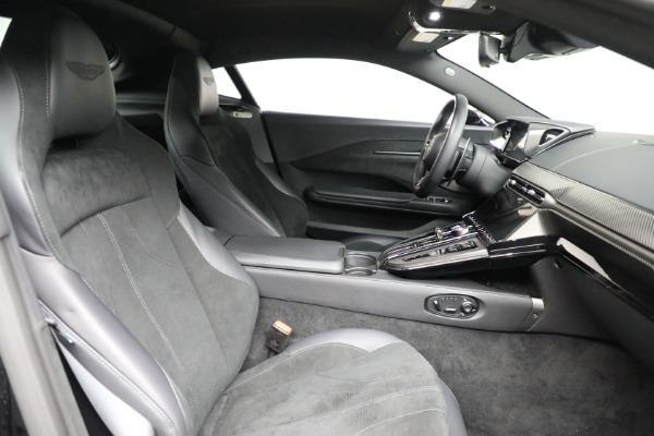Used 2025 Aston Martin Vantage for sale $189,900 at Pagani of Greenwich in Greenwich CT 06830 25