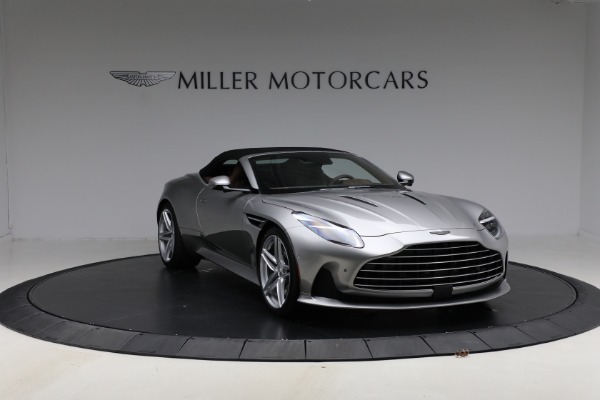 Used 2026 Aston Martin DB12 Volante for sale $340,900 at Pagani of Greenwich in Greenwich CT 06830 23