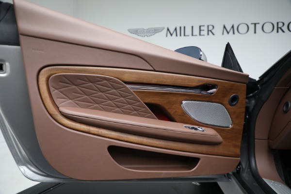 Used 2026 Aston Martin DB12 Volante for sale $340,900 at Pagani of Greenwich in Greenwich CT 06830 25