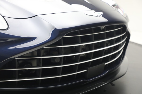 New 2026 Aston Martin Vantage Roadster for sale $253,800 at Pagani of Greenwich in Greenwich CT 06830 26