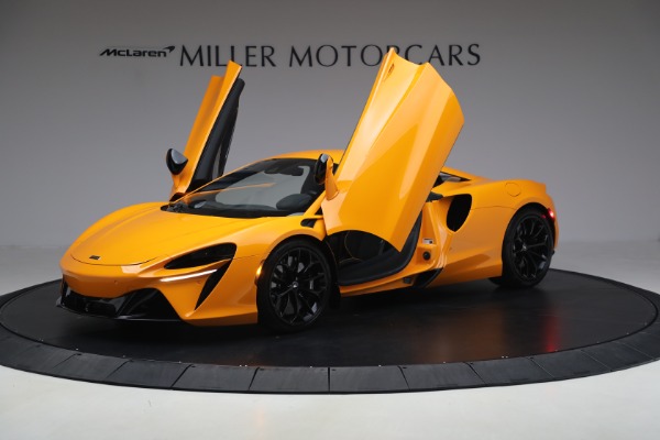 Used 2024 McLaren Artura Performance for sale $192,900 at Pagani of Greenwich in Greenwich CT 06830 14
