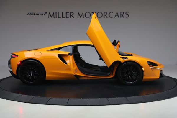 Used 2024 McLaren Artura Performance for sale $192,900 at Pagani of Greenwich in Greenwich CT 06830 19