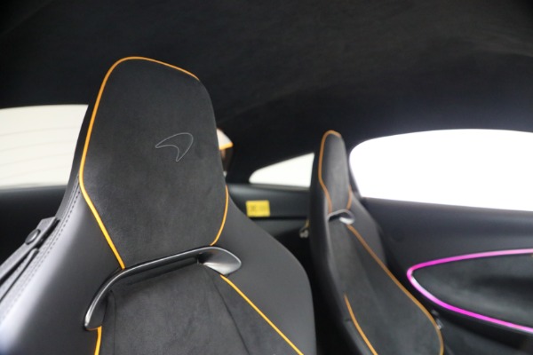 Used 2024 McLaren Artura Performance for sale $192,900 at Pagani of Greenwich in Greenwich CT 06830 27