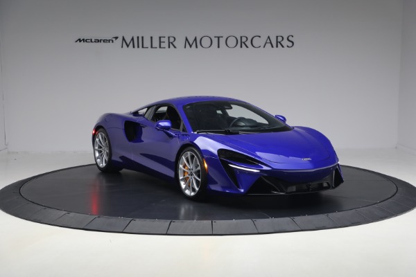 Used 2024 McLaren Artura Vision for sale $197,900 at Pagani of Greenwich in Greenwich CT 06830 11