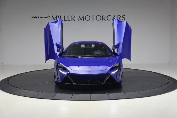 Used 2024 McLaren Artura Vision for sale $197,900 at Pagani of Greenwich in Greenwich CT 06830 13