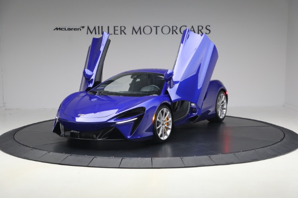 Used 2024 McLaren Artura Vision for sale $197,900 at Pagani of Greenwich in Greenwich CT 06830 14