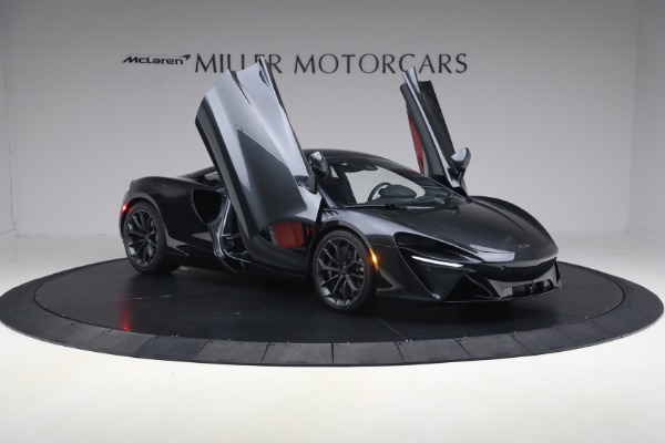 New 2026 McLaren Artura TechLux for sale $298,400 at Pagani of Greenwich in Greenwich CT 06830 20