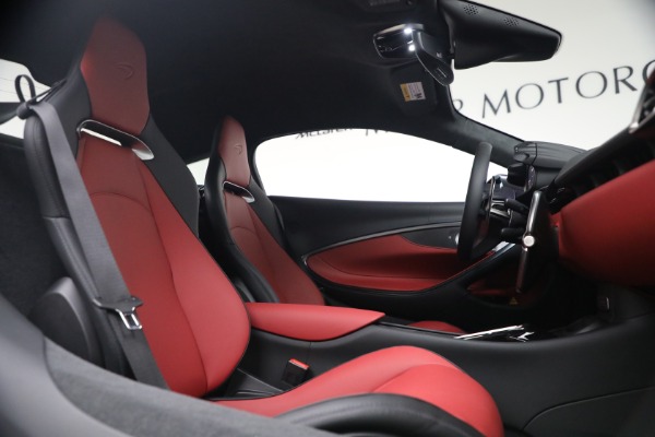 New 2026 McLaren Artura TechLux for sale $298,400 at Pagani of Greenwich in Greenwich CT 06830 24