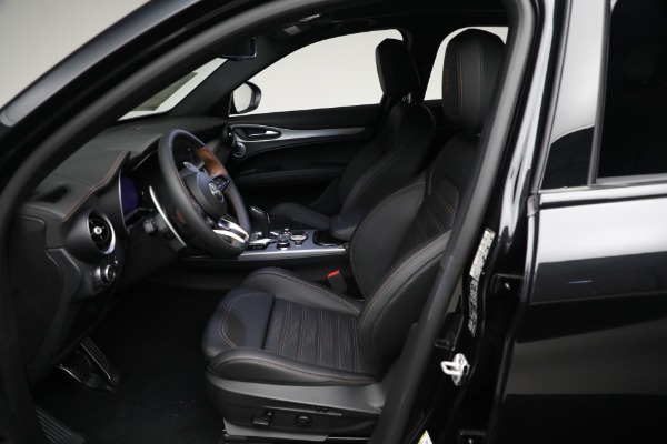 New 2025 Alfa Romeo Stelvio Intensa for sale Sold at Pagani of Greenwich in Greenwich CT 06830 17