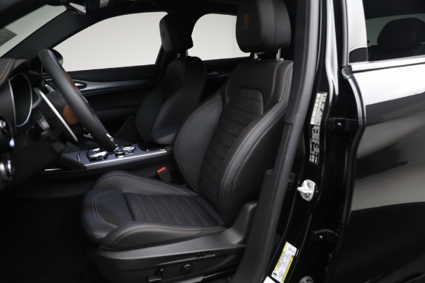 New 2025 Alfa Romeo Stelvio Intensa for sale Sold at Pagani of Greenwich in Greenwich CT 06830 18