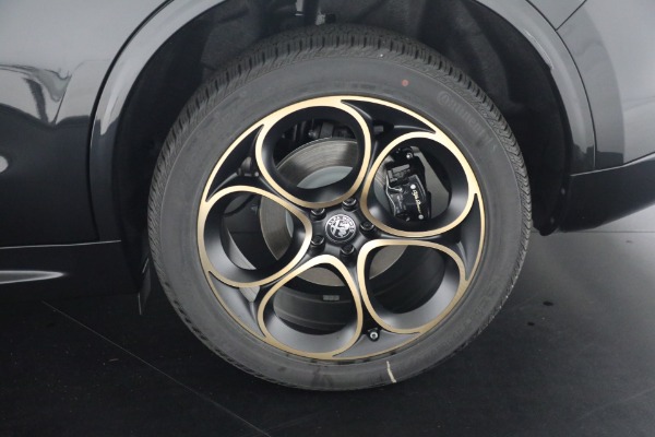 New 2025 Alfa Romeo Stelvio Intensa for sale Sold at Pagani of Greenwich in Greenwich CT 06830 27