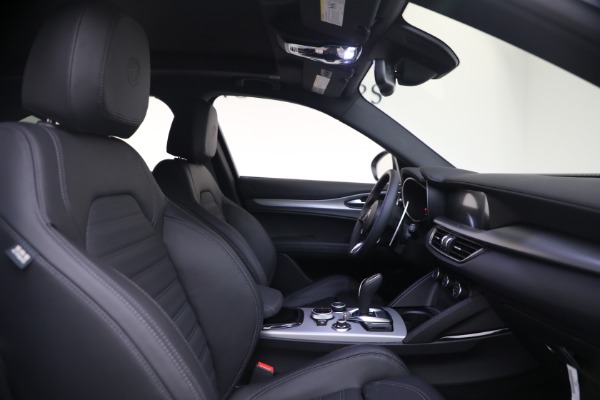 New 2025 Alfa Romeo Stelvio for sale Sold at Pagani of Greenwich in Greenwich CT 06830 17