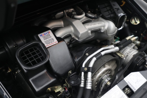 Used 1997 Porsche 911 Carrera for sale $275,900 at Pagani of Greenwich in Greenwich CT 06830 21