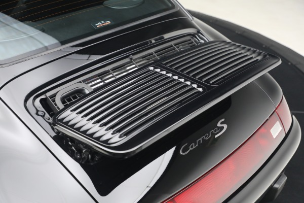 Used 1997 Porsche 911 Carrera for sale $275,900 at Pagani of Greenwich in Greenwich CT 06830 24