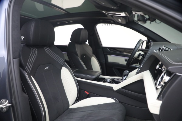Used 2023 Bentley Bentayga S V8 for sale Sold at Pagani of Greenwich in Greenwich CT 06830 24