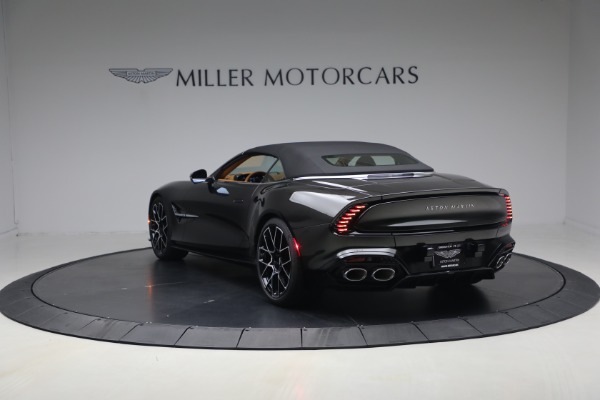 New 2026 Aston Martin Vanquish Volante for sale $581,800 at Pagani of Greenwich in Greenwich CT 06830 17