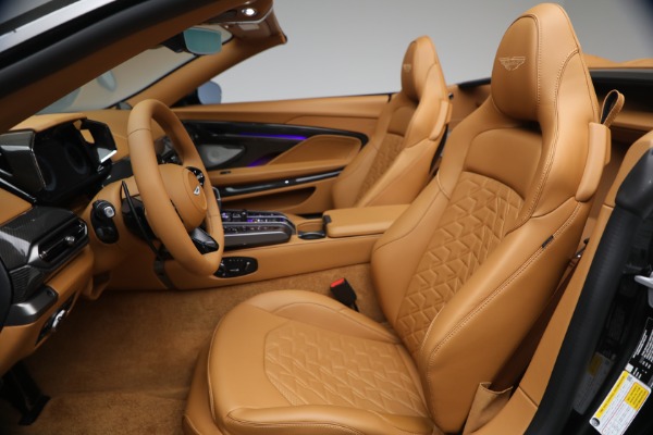 New 2026 Aston Martin Vanquish Volante for sale $581,800 at Pagani of Greenwich in Greenwich CT 06830 26