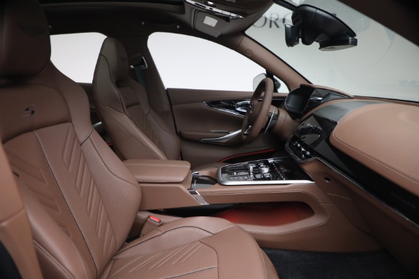 New 2026 Aston Martin DBX S for sale $274,900 at Pagani of Greenwich in Greenwich CT 06830 18